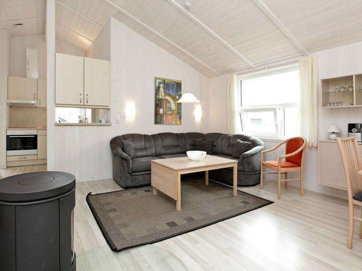 5 Person Holiday Home In Groemitz Grömitz Exterior foto