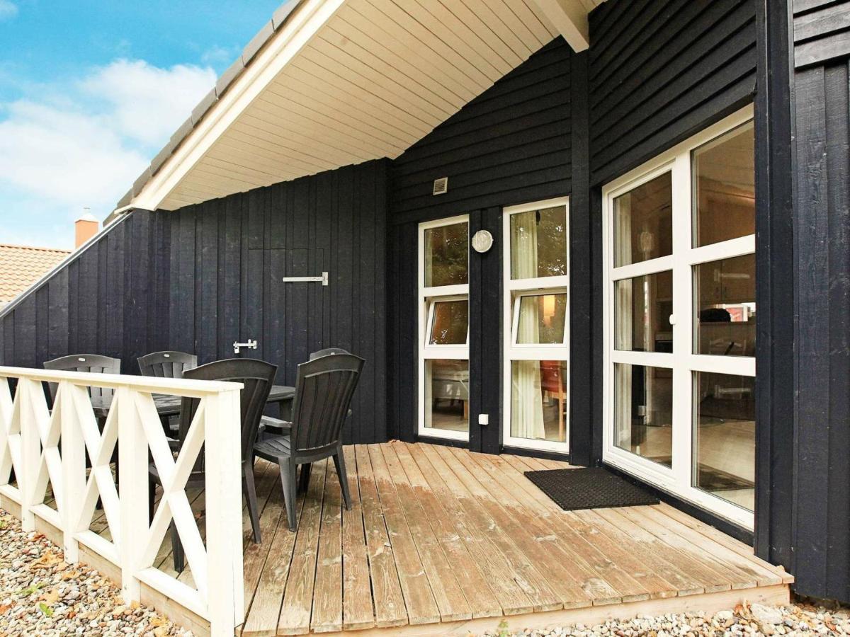 5 Person Holiday Home In Groemitz Grömitz Exterior foto